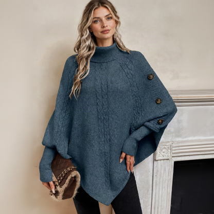 Pull poncho bleu avec le mannequin